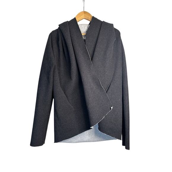 Sanctuary Women's Single Button Long Sleeve Poncho Sweater Jacket Size M Gray - Picture 3 of 11